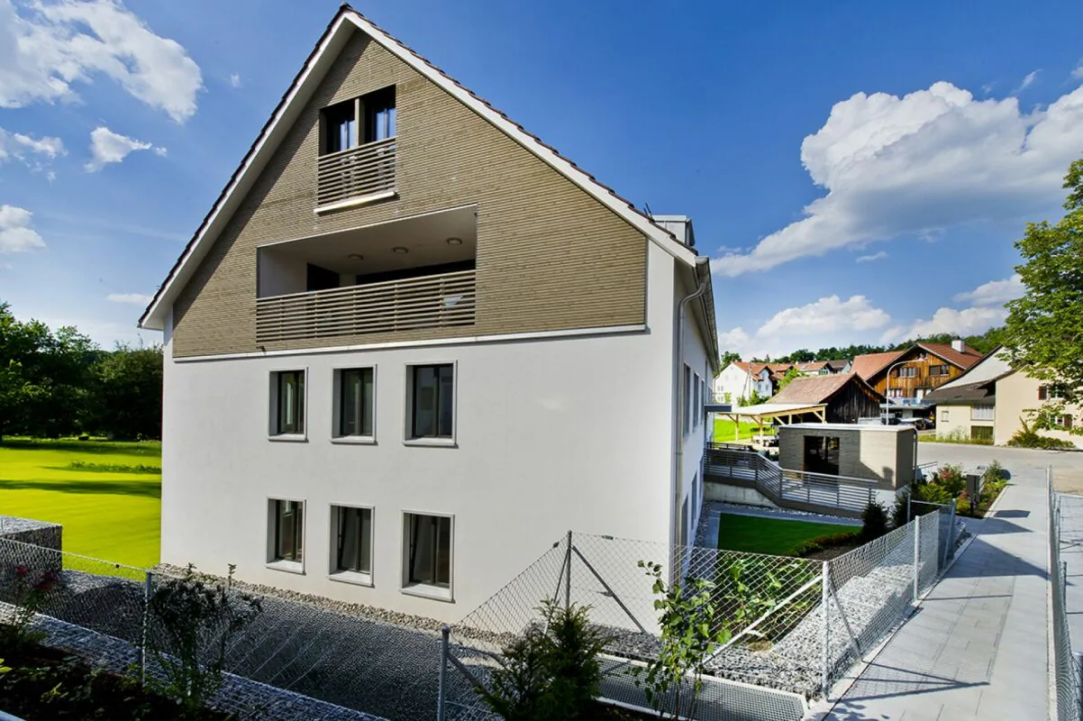 Exklusive 4.5-Zimmer Dach-Maisonette in Aathal-Seegräben