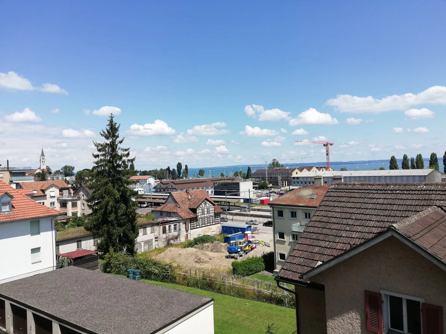 Exklusive 3.5-Zimmer-Wohnung mit Seesicht