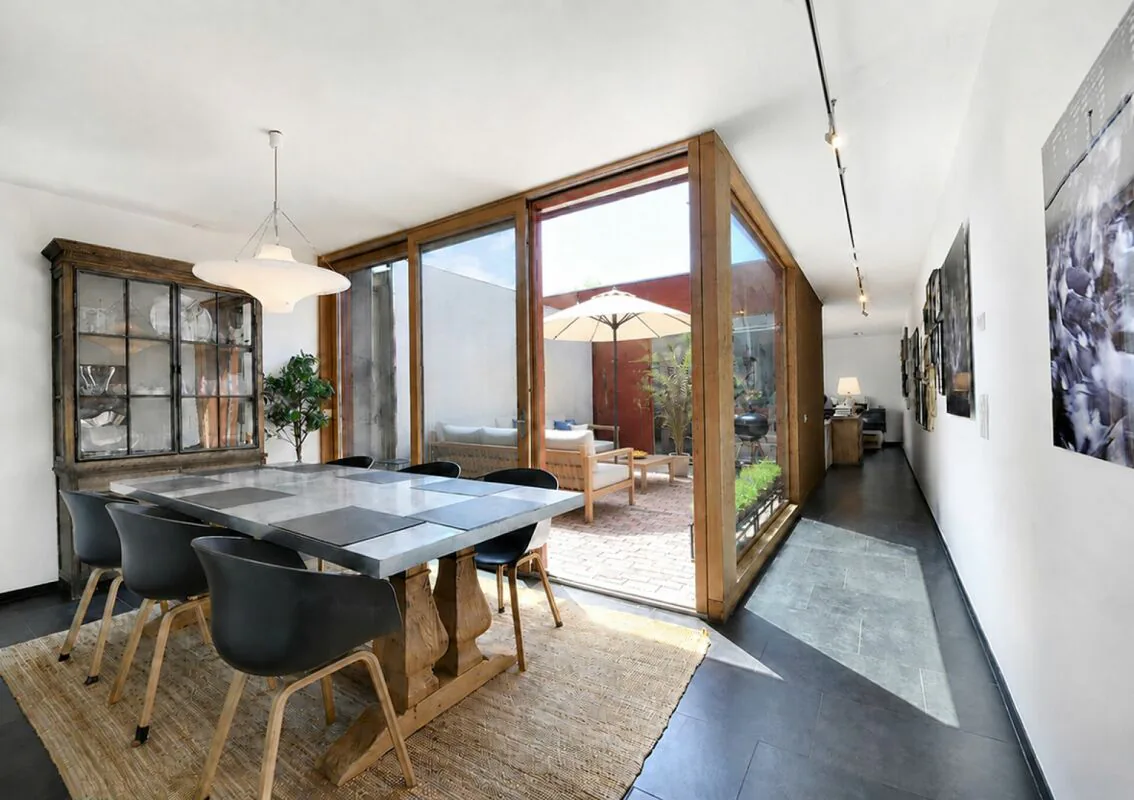 4.5-Zi. Reihenmittelhaus mit aussergewöhnlicher Architektur