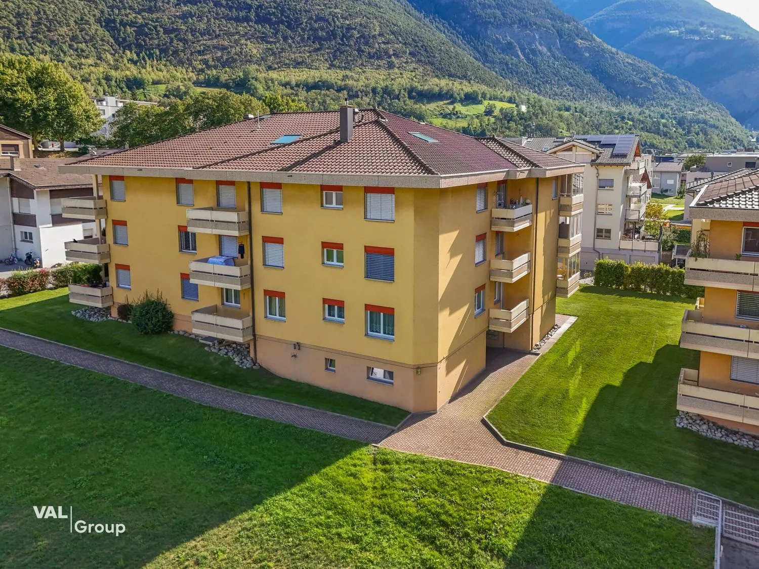 4.5 Zimmerwohnung mit offener Galerie in Glis