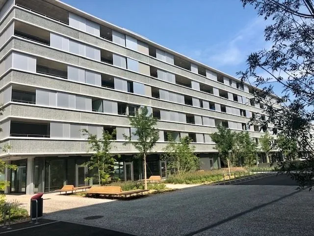 Looking for a home where it's good to live with parking?