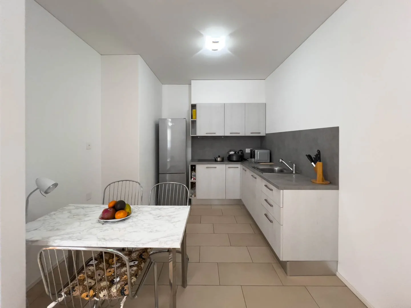 Modern 3.5 rooms in Lugano in an elegant building