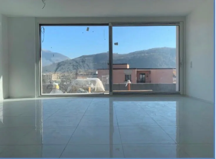 Villa with 4.5 rooms, private garden and rooftop terrace in Serocca d’Agno