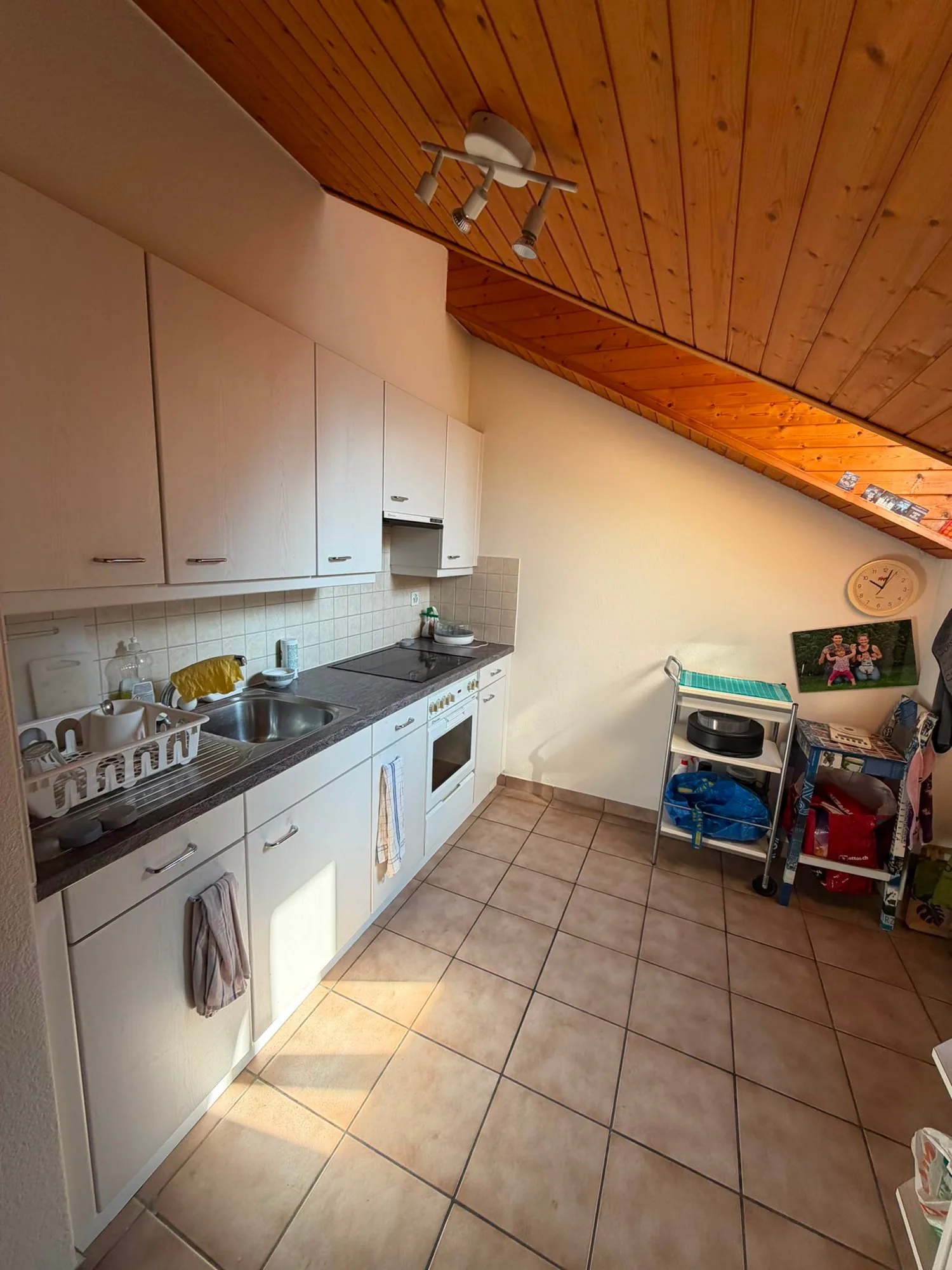 Bellinzona – Central 2.5 rooms with elevator and visible wooden ceilings