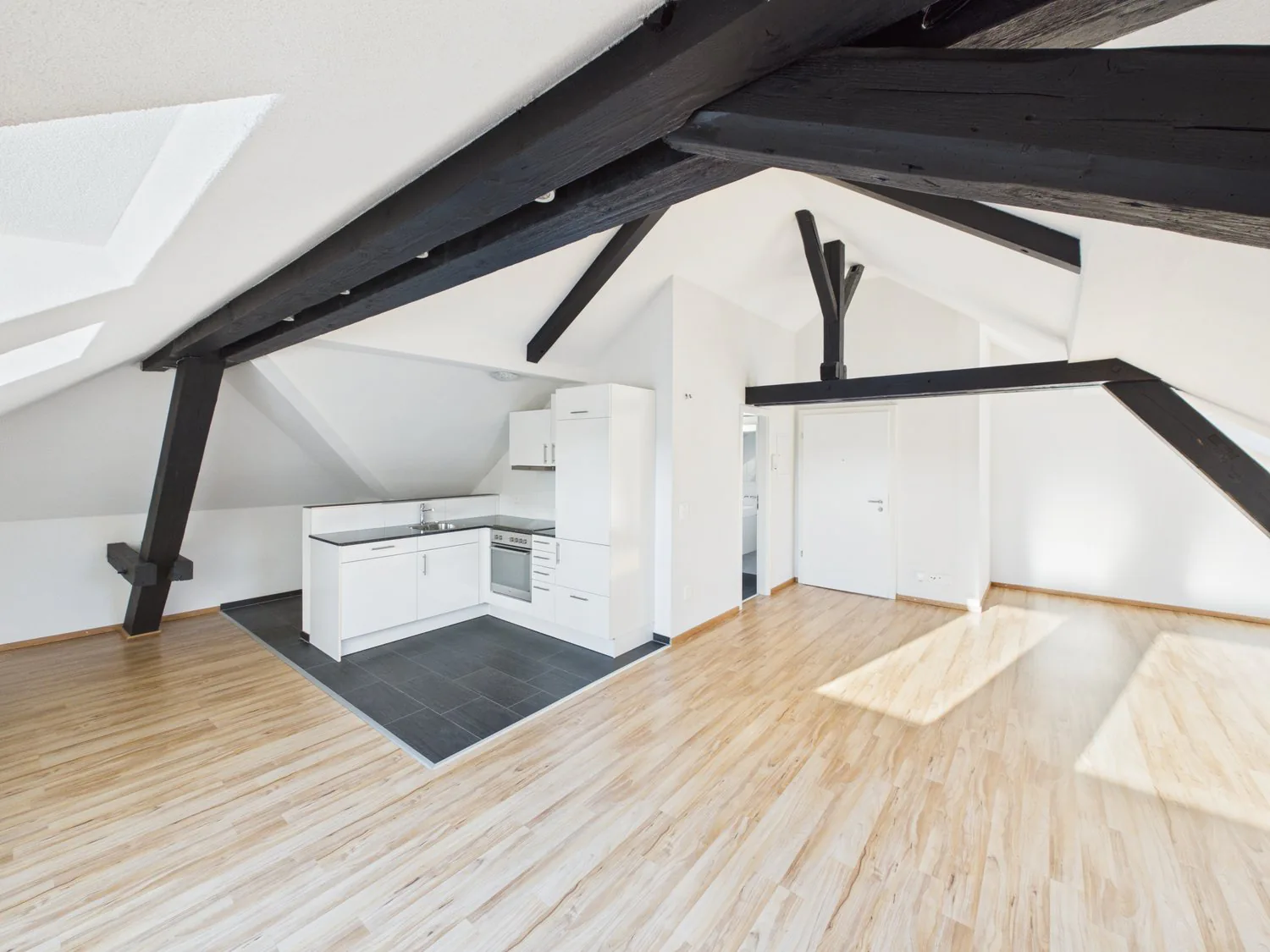 Charming 1.5-room attic apartment in the heart of St. Gallen