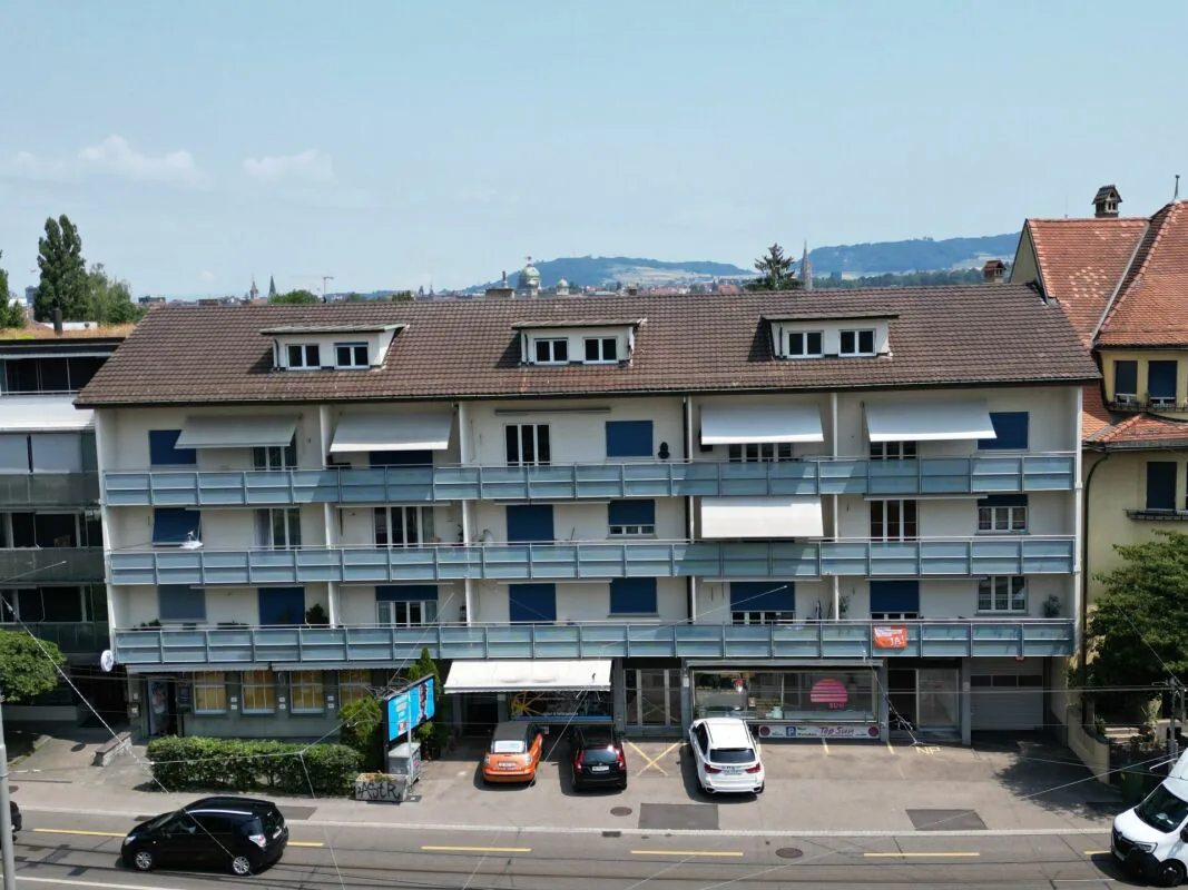 Spacious apartment in the Weissenbühlquartier!