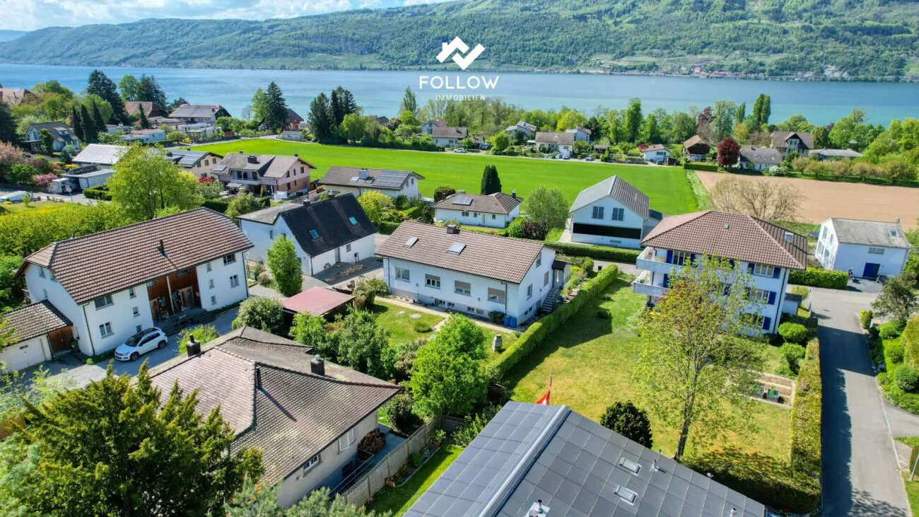 Einmalige Lage mit Seesicht und privatem Garten