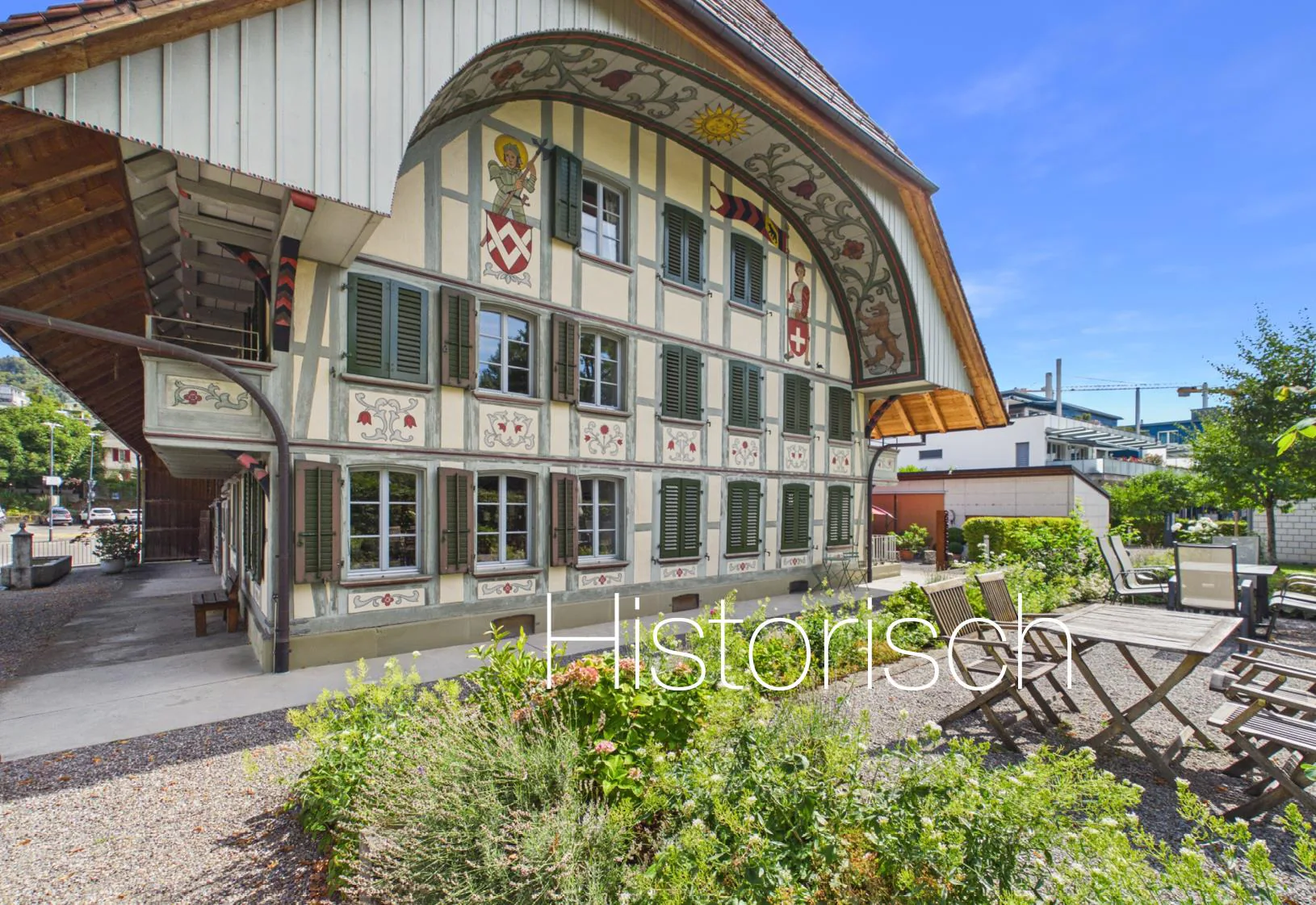Attractive maisonette apartment in the historic Aebersoldhaus