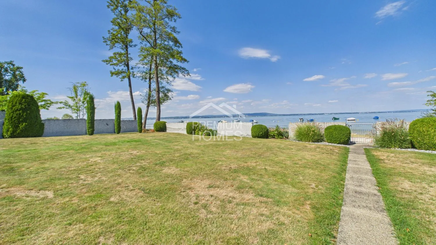 WO DER GARTEN ENDET UND DER BODENSEE BEGINNT