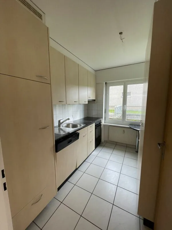 Spacious 3.5-room apartment on the high ground floor - with the best view of the green landscape in Hindelbank for rent!