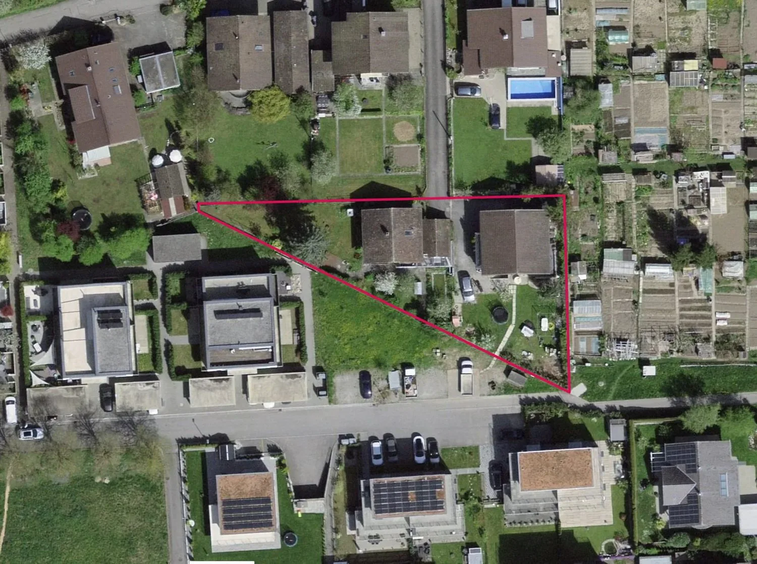 Bauland 1'148 m², voll erschlossen, zentrale Lage in Flamatt