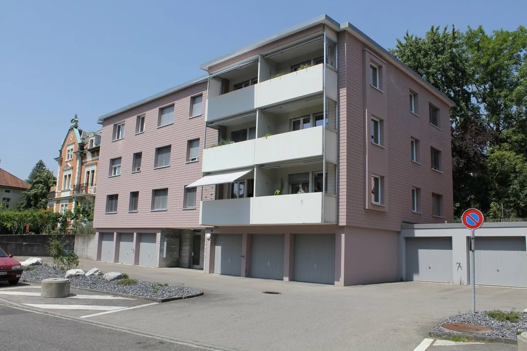 Renovated 3.5-room apartment with balcony in Solothurn