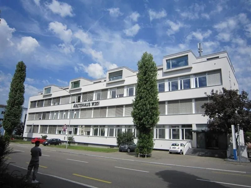 Espace commercial lumineux, situé au centre