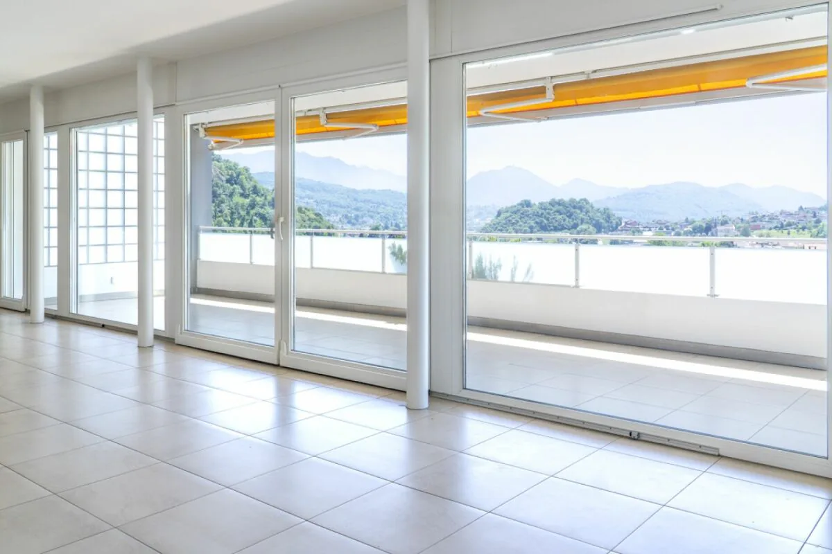 Spacious 4.5-room apartment with terrace
