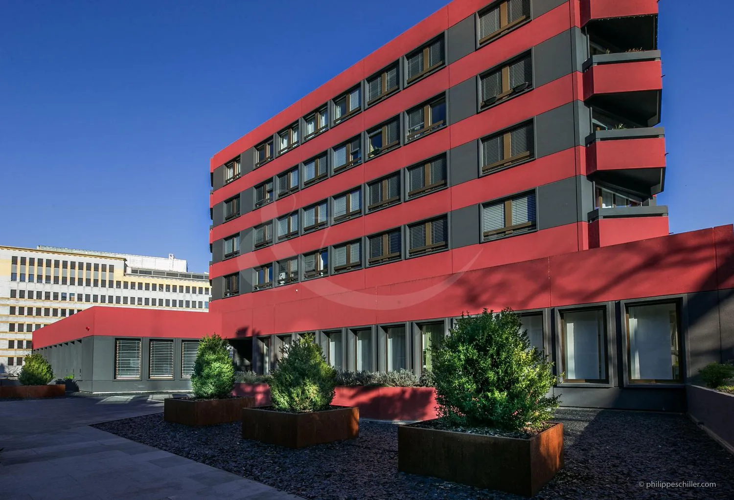 Rue de Vermont 62, espace professionnel lumineux de 478 m2