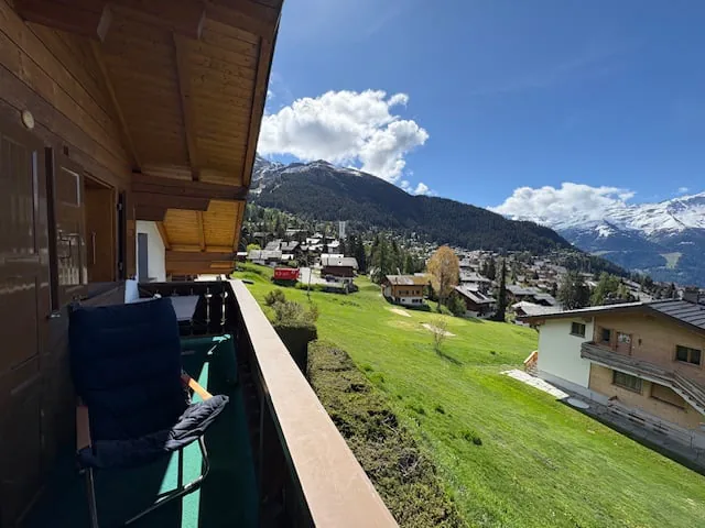 3-Zimmer-Dachwohnung auf Les Moulins