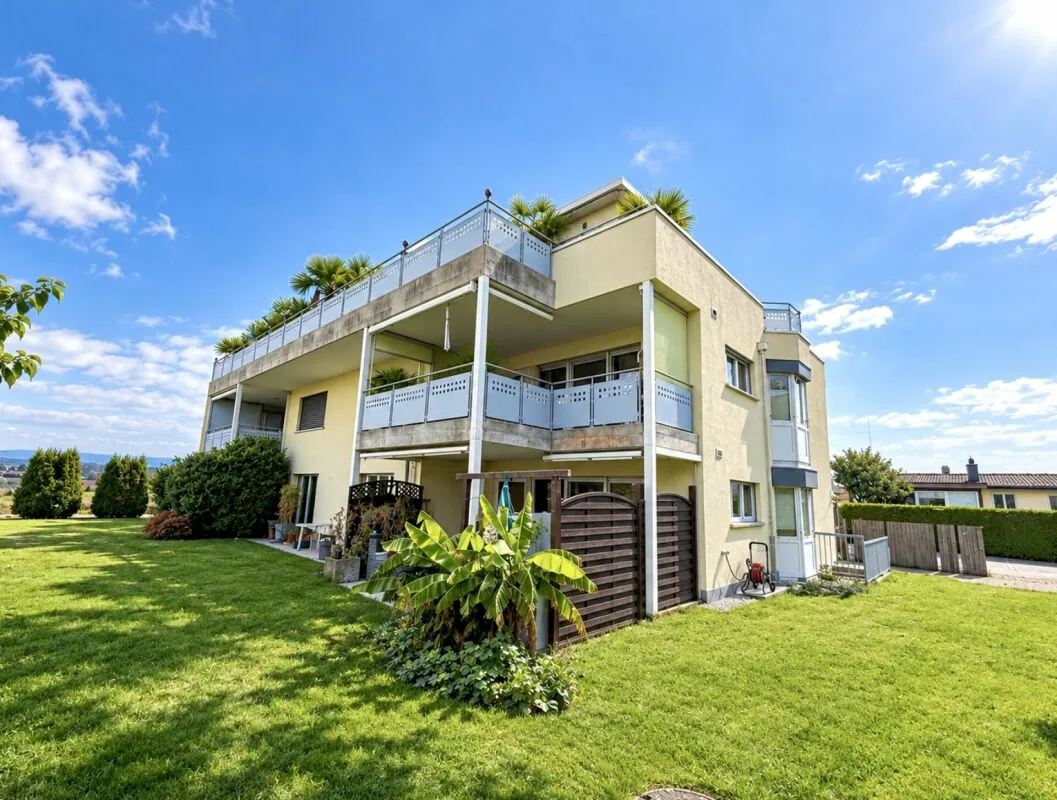 Schöne 4.5 Zimmer Gartenwohnung an ruhiger Lage