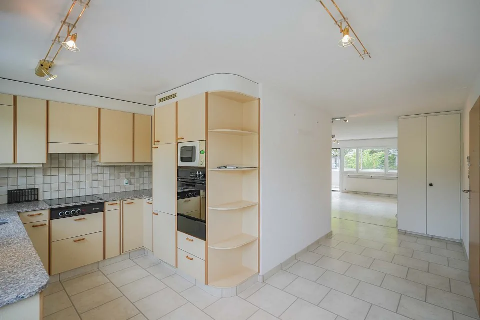 Enfer, sympathique et idéalement central : appartement 3,5 pièces près des commerces et des loisirs
