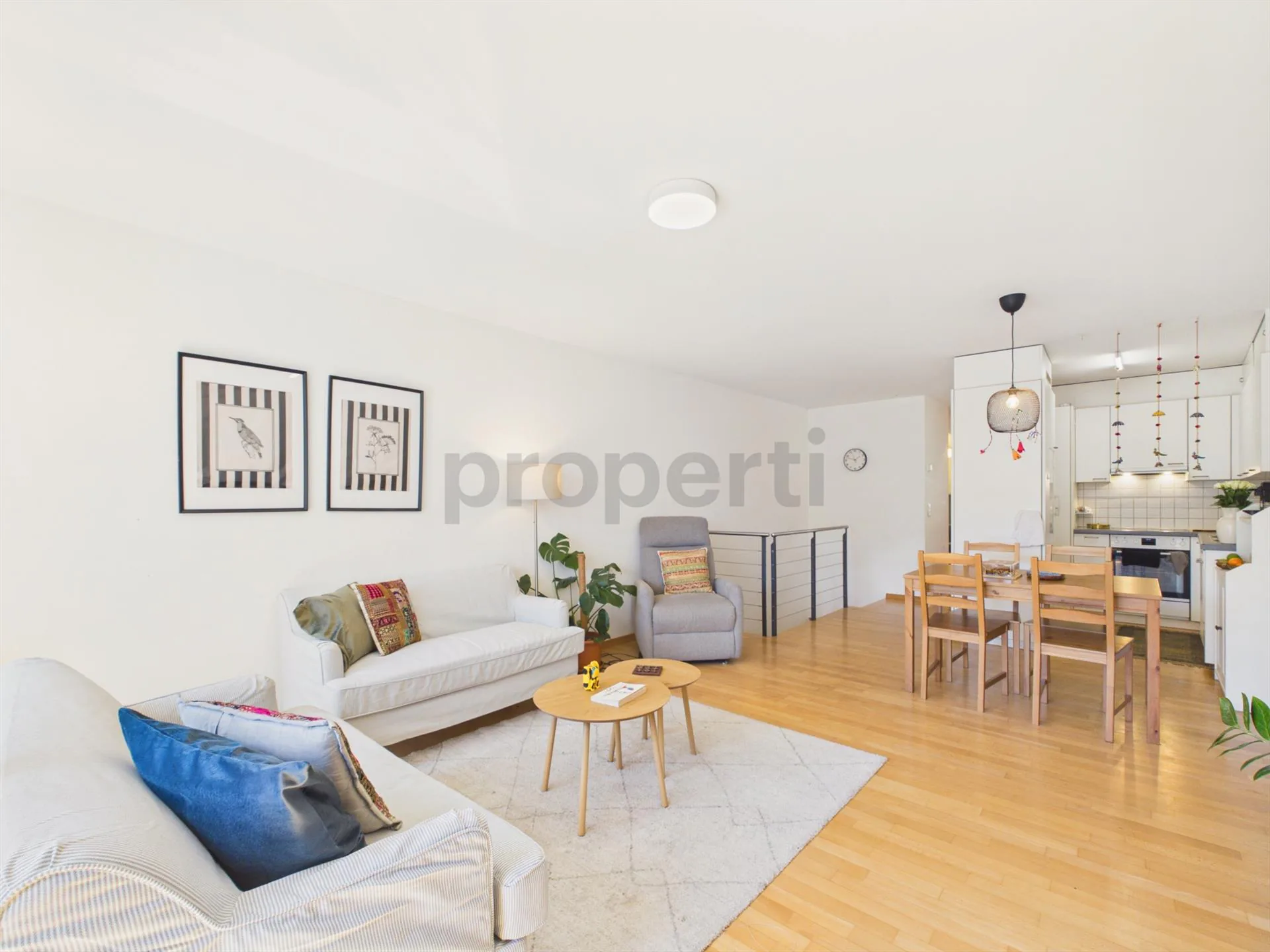 Spaziosa maisonette 3.5 locali con piano attico attraente, Winterthur