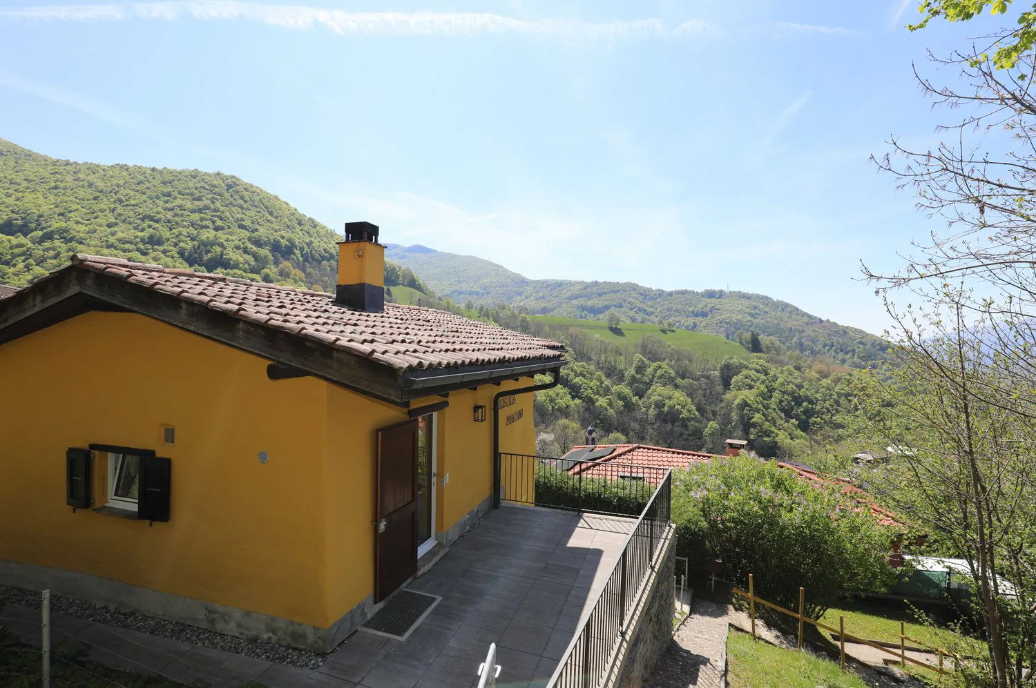 Rustic house with all comforts and garden in Lugano Bogno