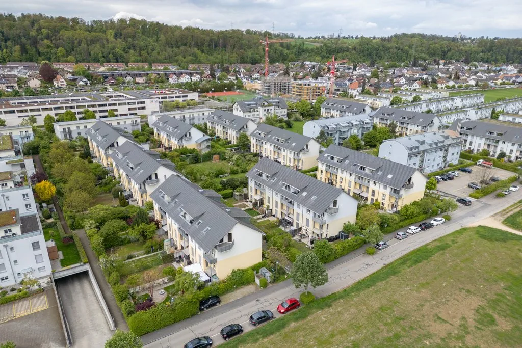 Votre nouvelle maison sur deux étages avec un beau jardin