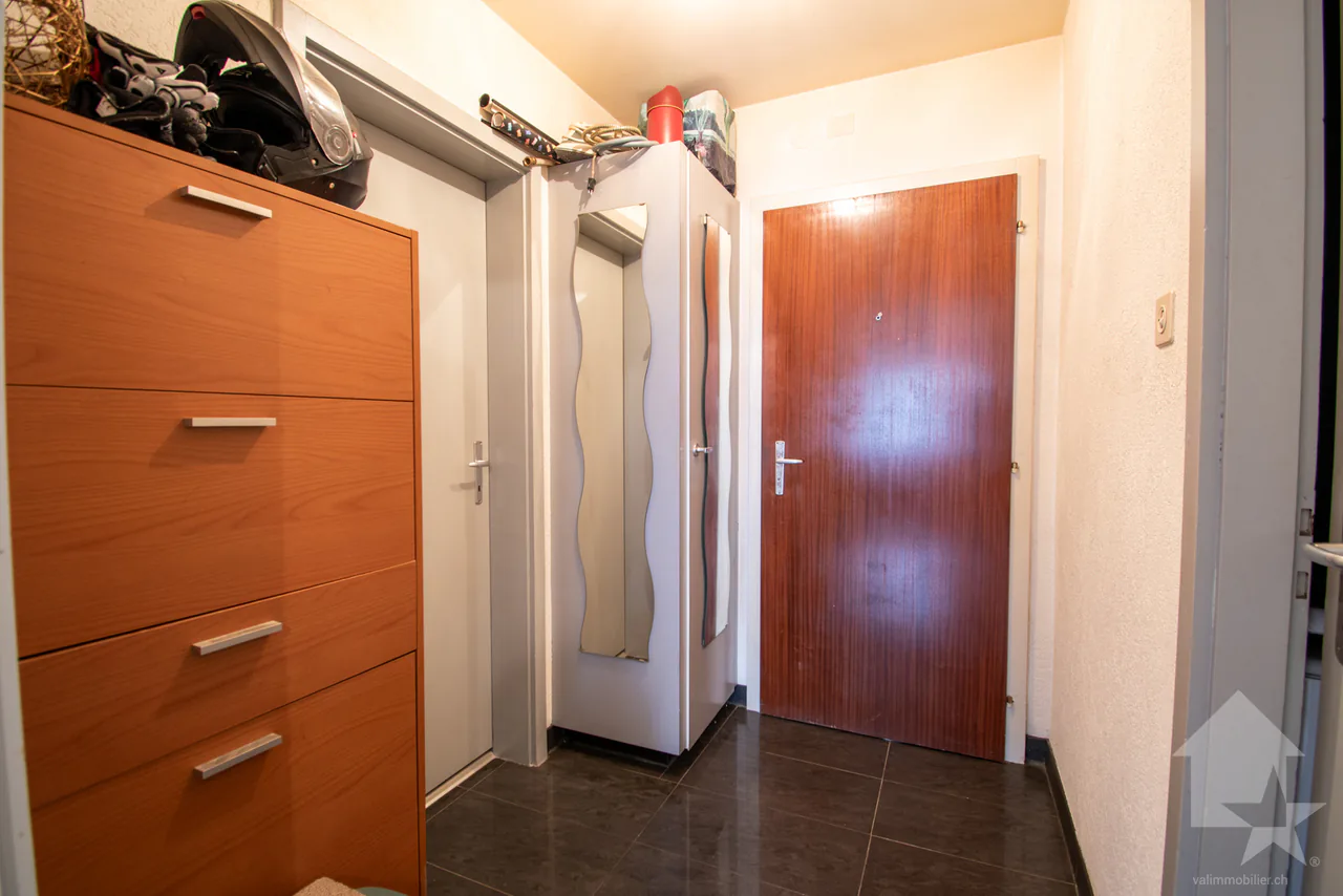Saint-Maurice, appartement 3.5 pièces en attique