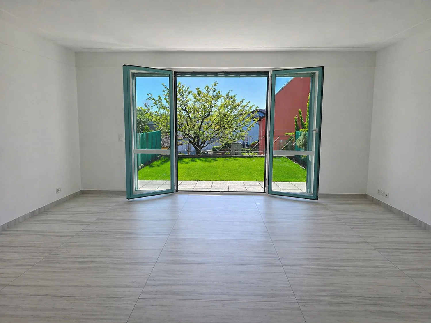 Beautiful duplex apartment with 4.5 rooms in Tenero