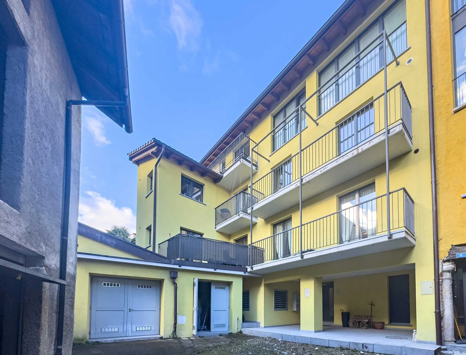 Palazzina mit 6 Wohnungen in Stabio
