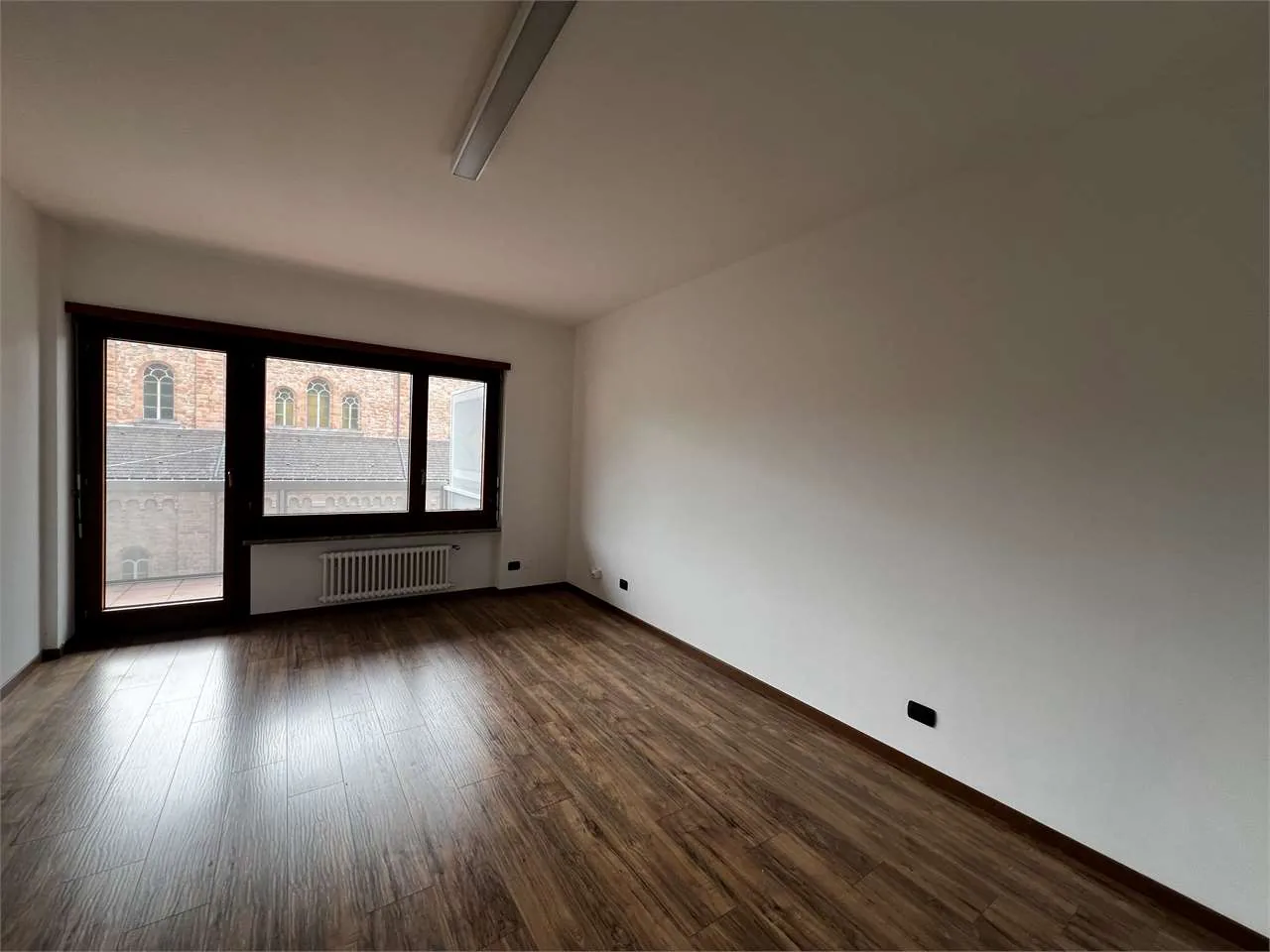 Rif. 2727 Lugano charming office for rent