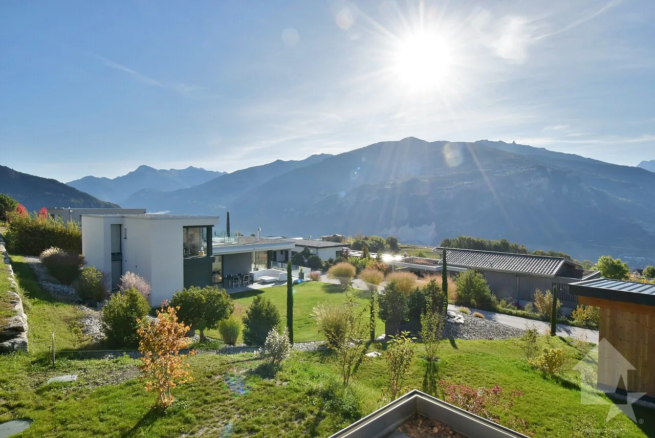 Neuve - Magnifique villa de 5.5 pièces