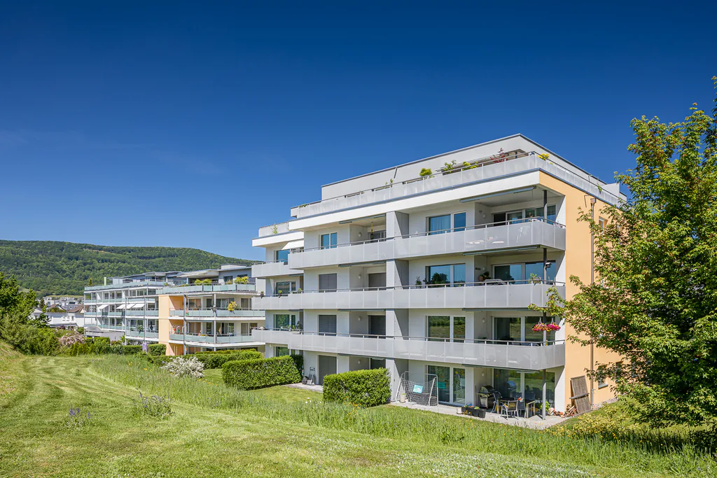 Modern 2.5-room apartment for rent in a quiet neighborhood