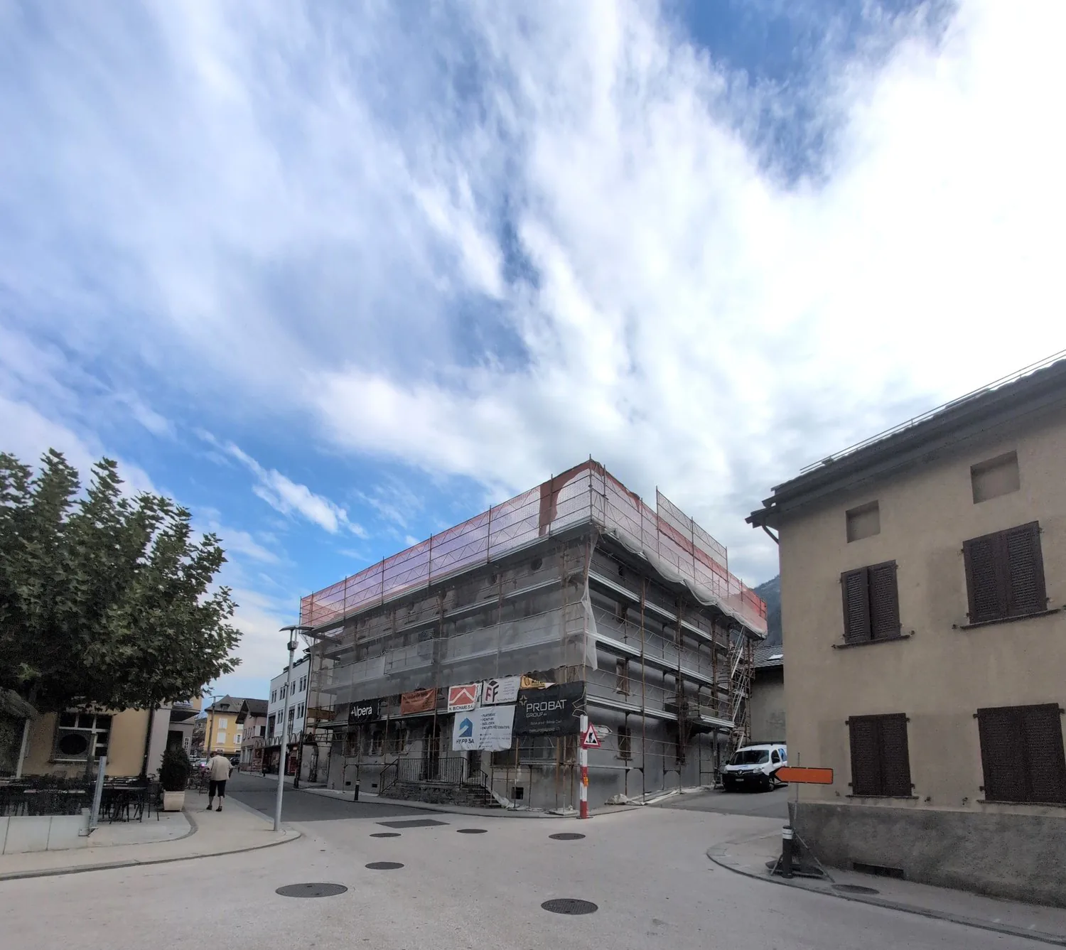 Einzigartige Promotion! 2 Apartments mit 2 Zimmern 1/2, im Doppelhaus, neu, zur Miete im Herzen von Riddes!