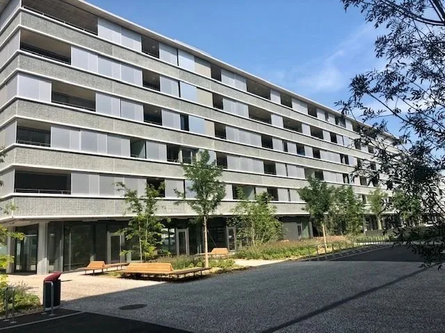 Looking for a home where it's good to live with parking?