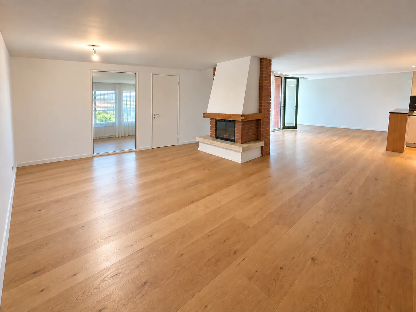 Exclusive maisonette apartment with direct lift access and a dreamy rooftop terrace