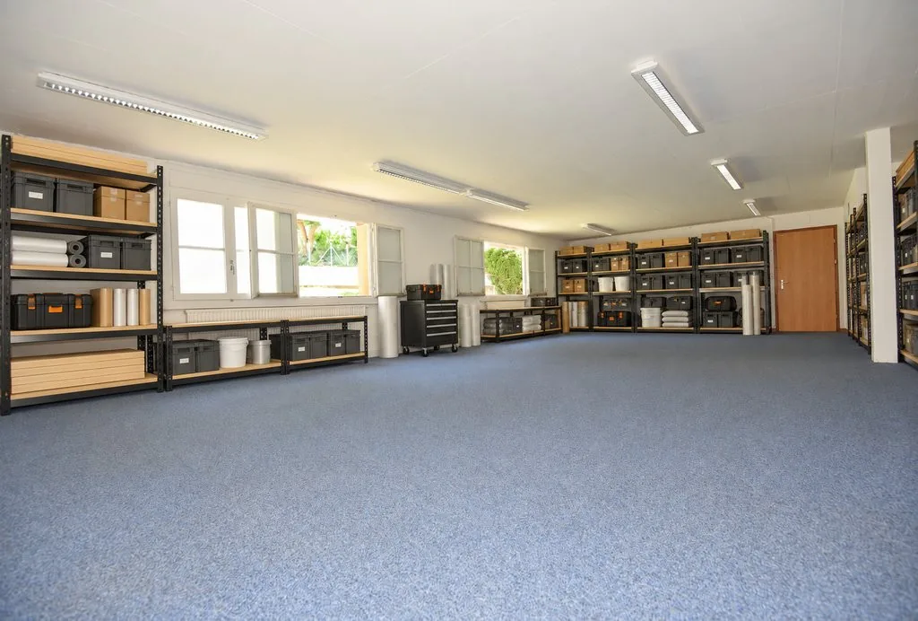 Your equipment deserves space! 86 m2 storage
