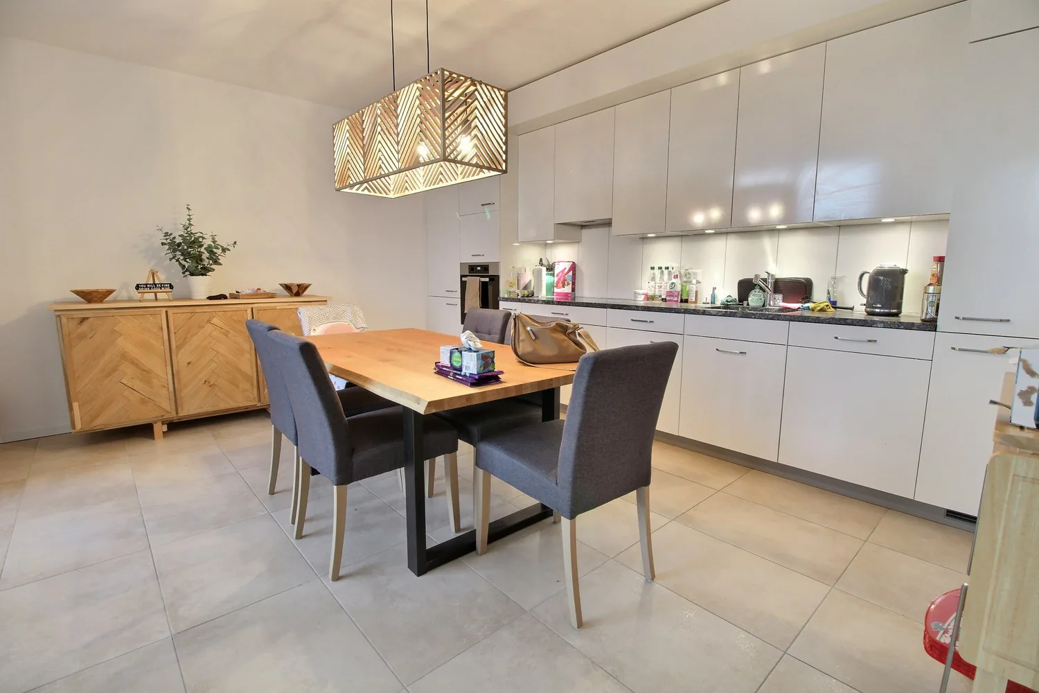 Große 4.5-Zimmer-Wohnung in Marly
