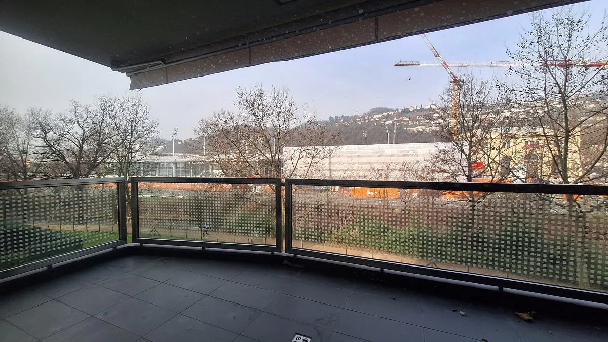 Comfortable Apartment for Rent, 4.5 Rooms, with Terrace, Three Bathrooms, Two Parking Spaces