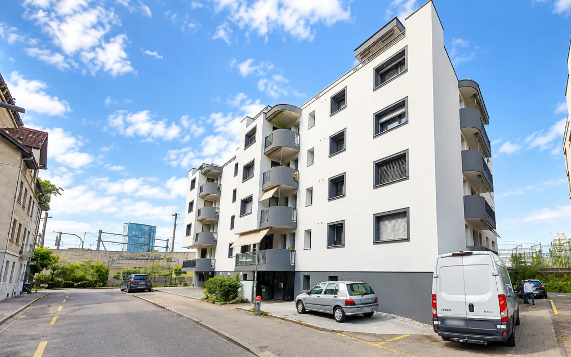 Charmante 2.5-Zimmer-Wohnung mit grosszügiger Terrasse!