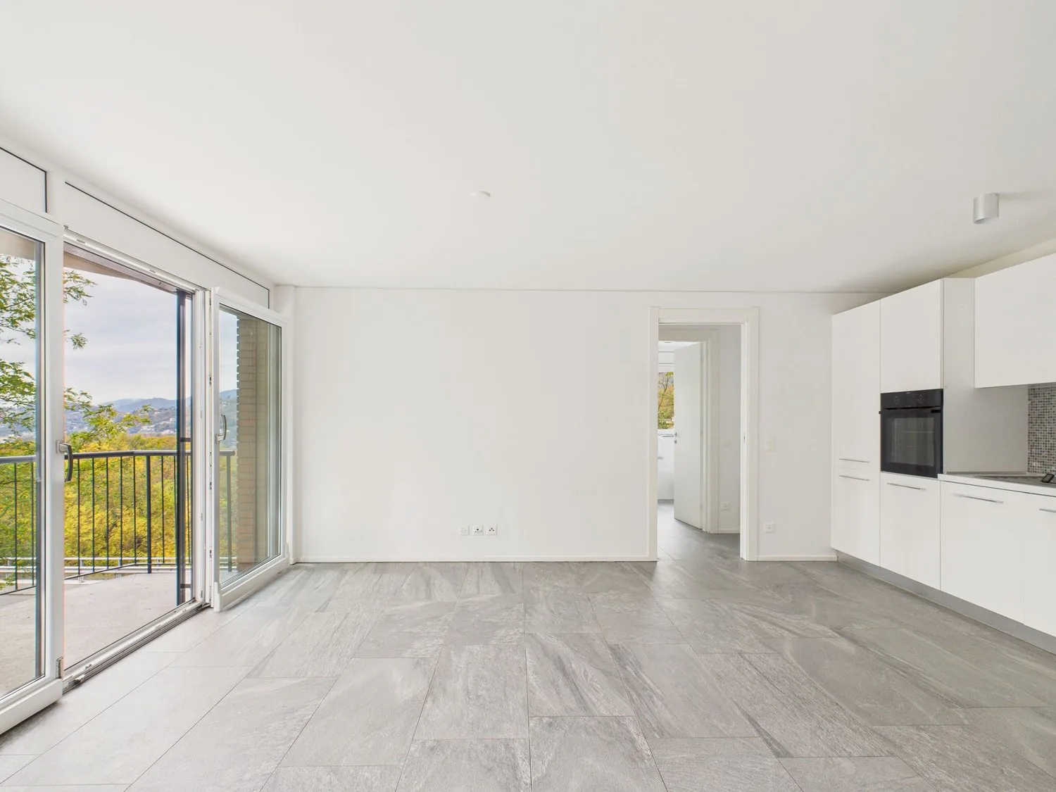 Modern 3.5-room apartment with terrace and hobby room in Cadro - PRIMARY AND SECONDARY RESIDENCE