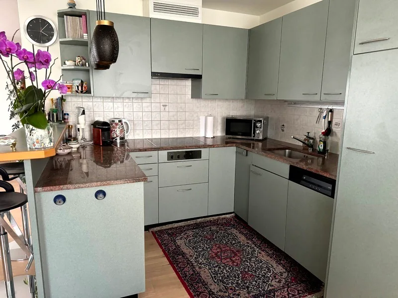 2½ ZI-WOHNUNG IN RAPPERSWIL (SG), MÖBLIERT, TEMPORÄR