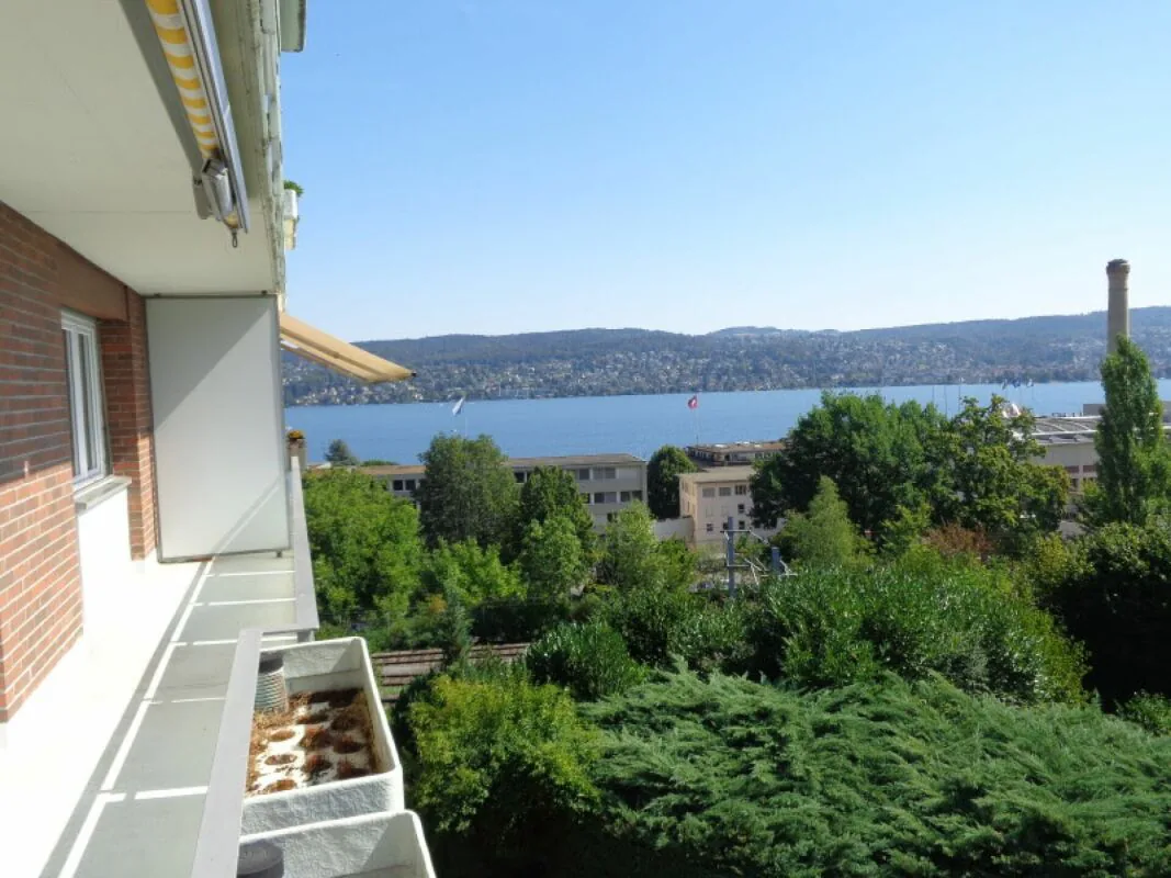 Appartement temporaire 3.5 pièces avec vue sur le lac à Kilchberg