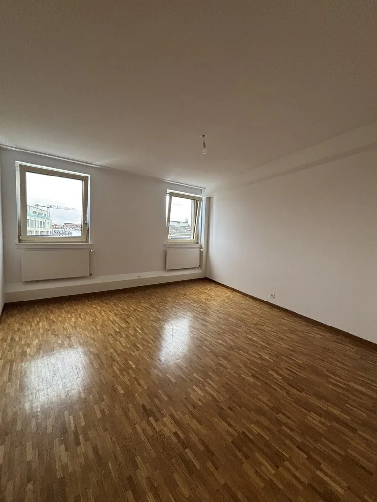 Schönes Apartment in idealer Lage nahe den Nationen und dem Bahnhof