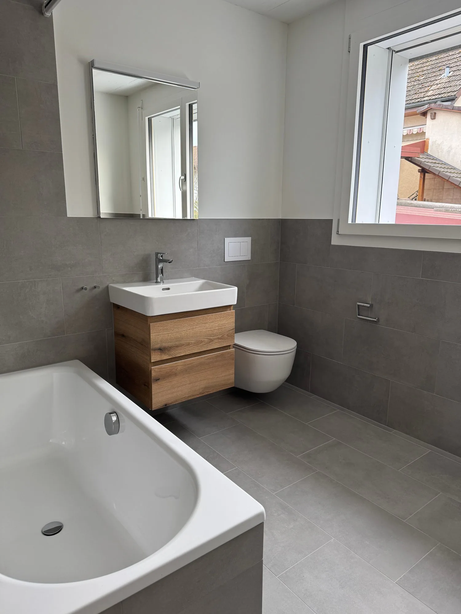 Attractive 5.5 family apartment on the 2nd floor / attic in Pratteln