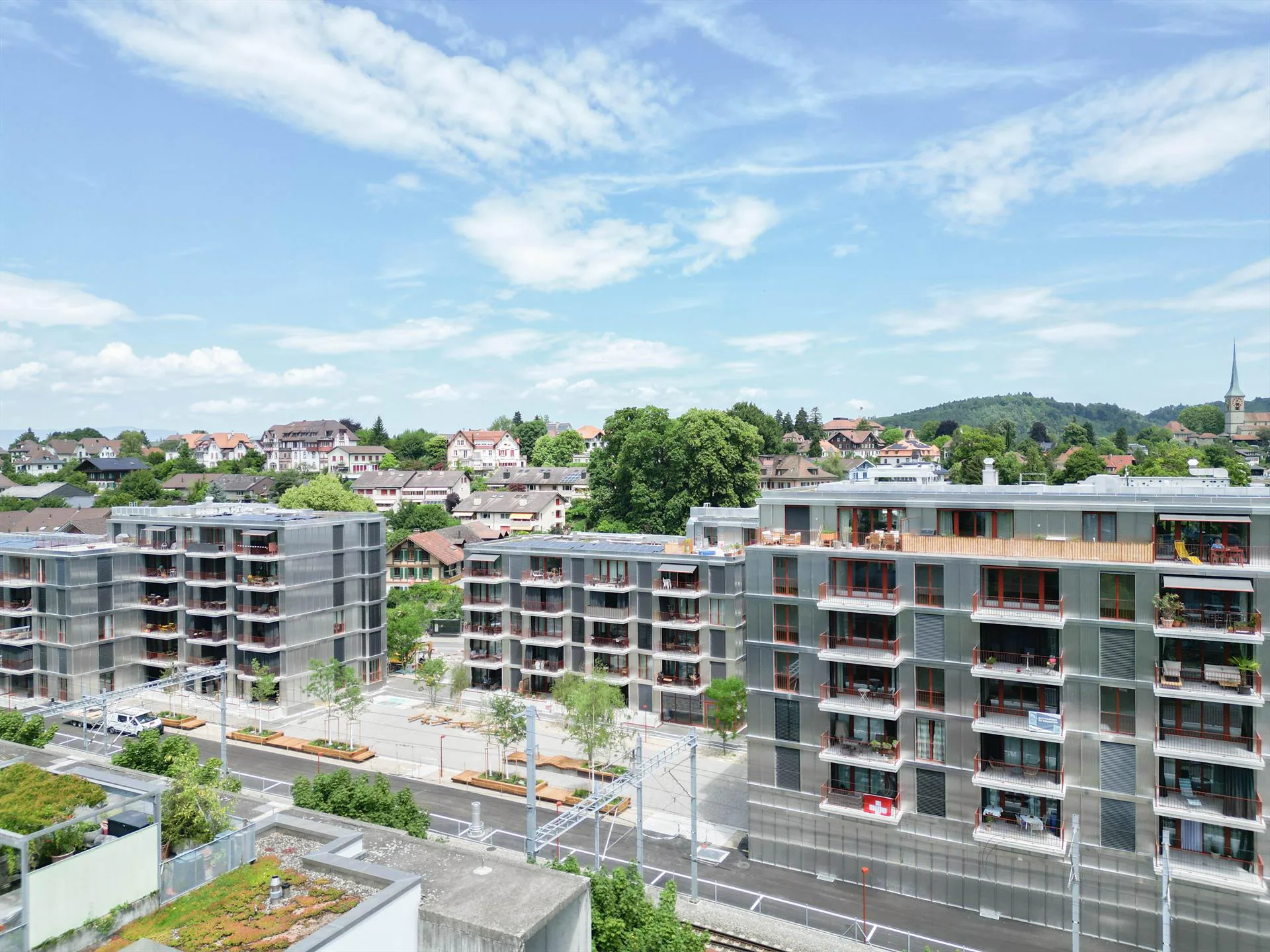 Perfekt für WGs Neubauwohnung direkt beim Bahnhof Steinhof