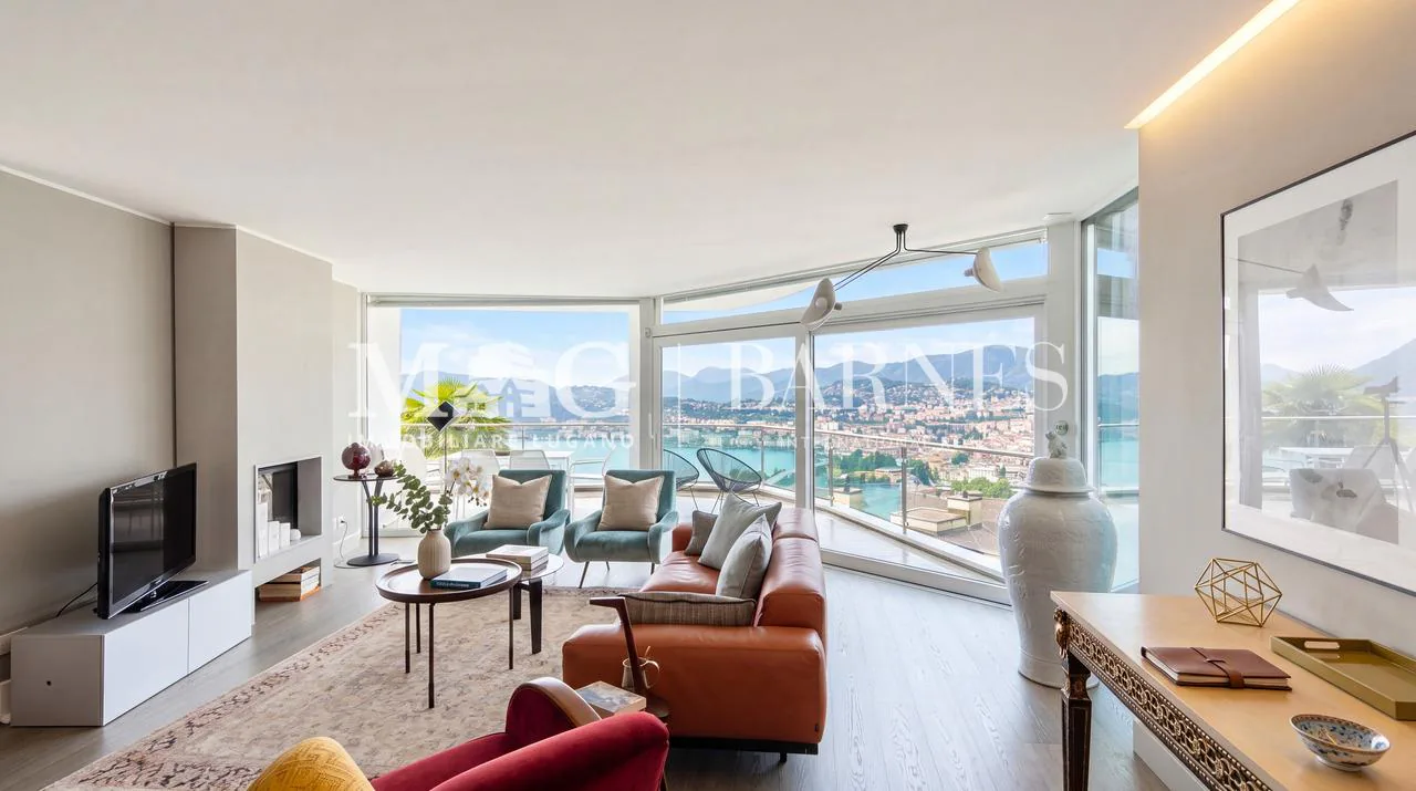 Lugano, Castagnola: Villa moderna con piscina e vista lago