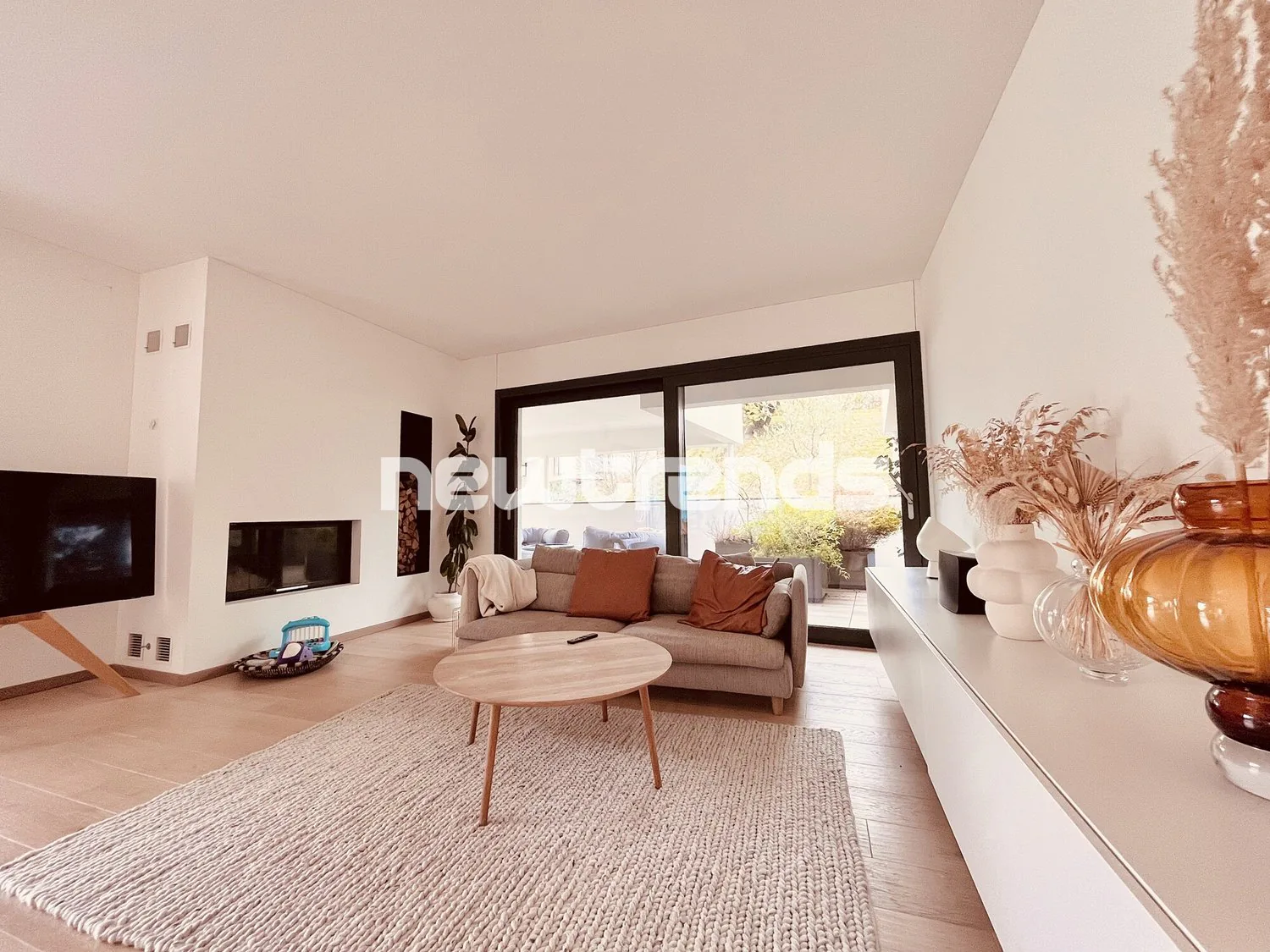 Montagnola Arasio: attico 4,5 locali con terrazza e vista aperta.