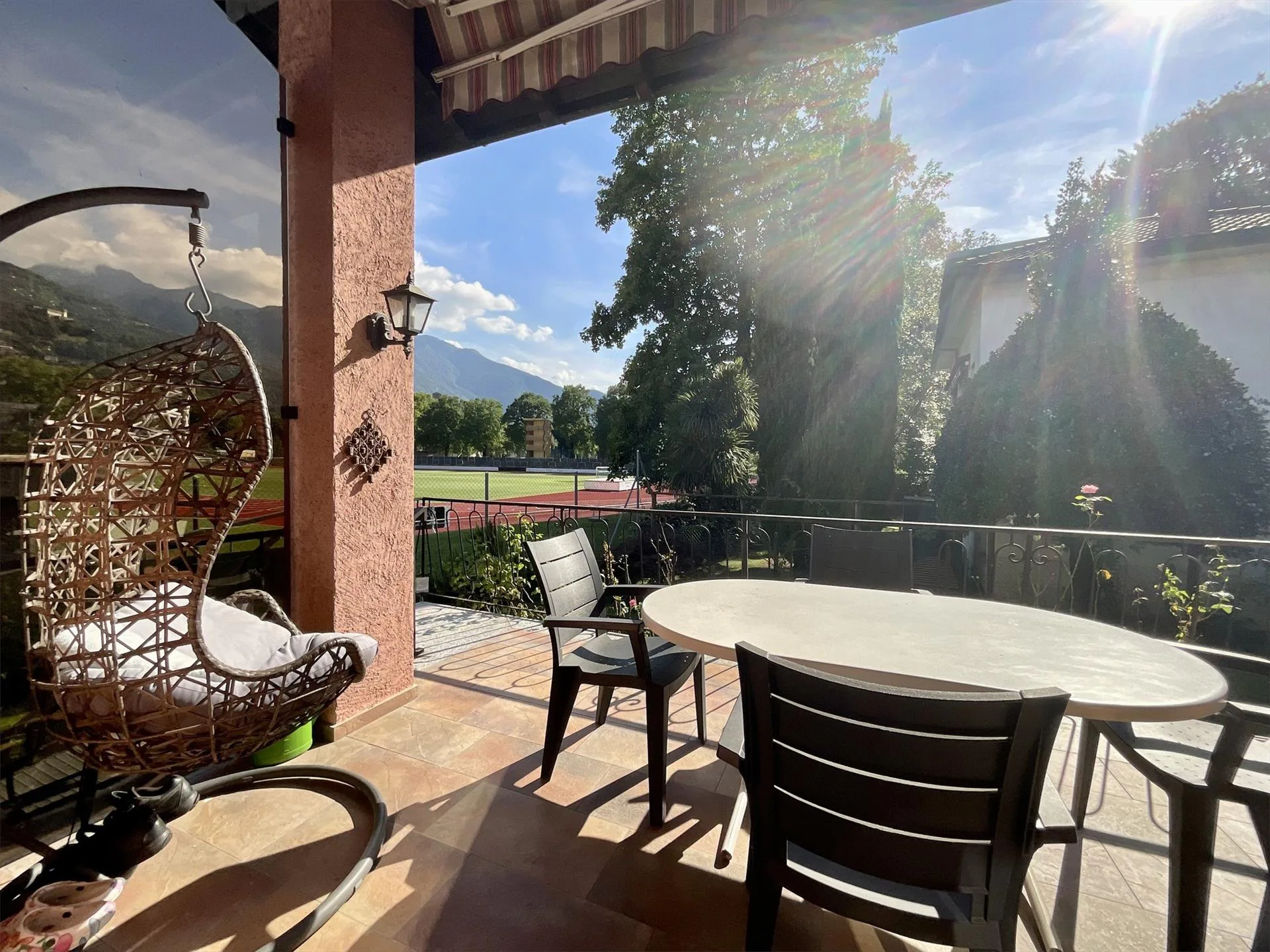 BELLINZONA - SPACIOUS SINGLE-FAMILY HOUSE IN CENTRAL LOCATION