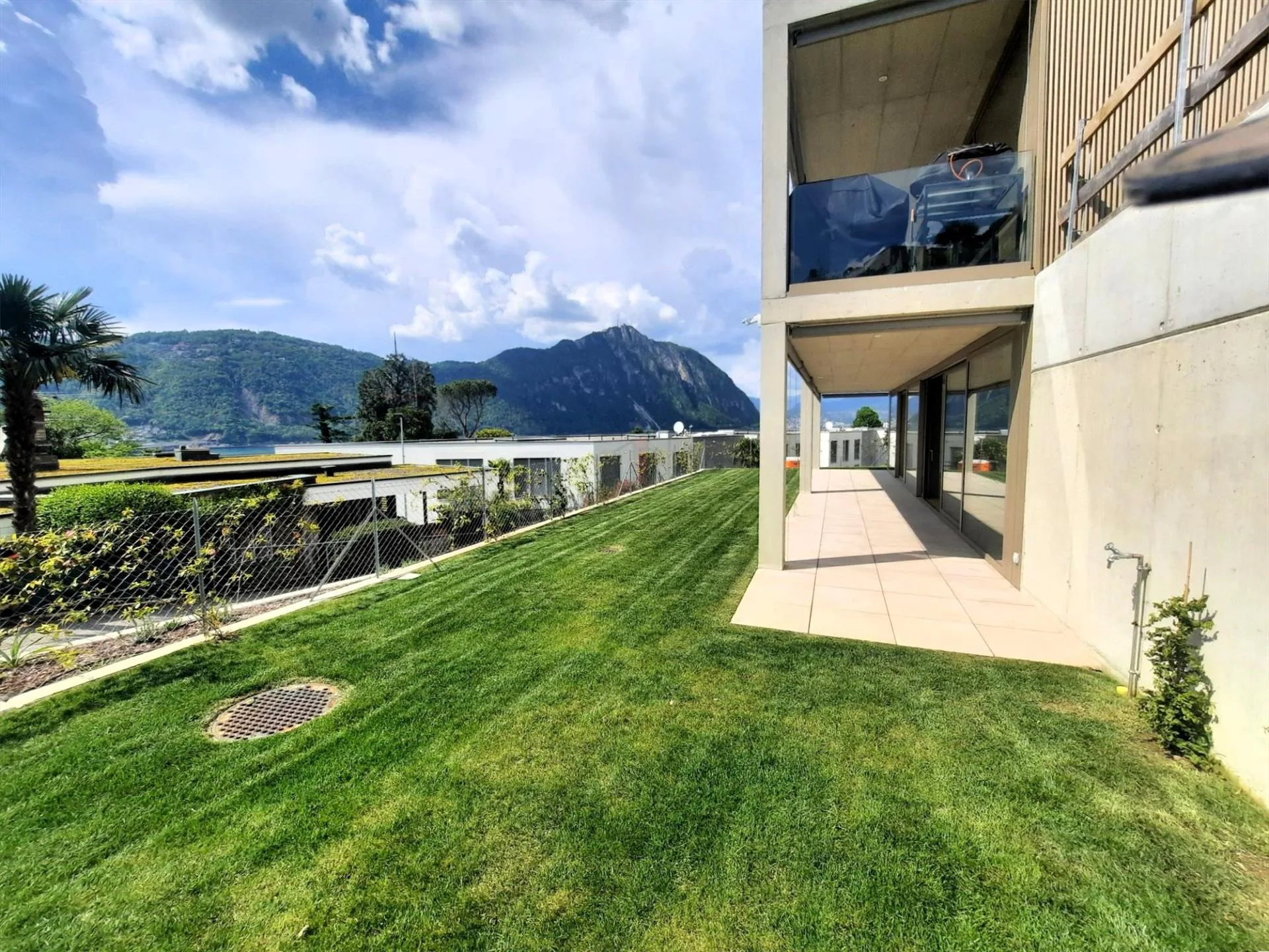 TERRACE, GARDEN AND ENCHANTING VIEW, WHAT MORE COULD YOU WANT?