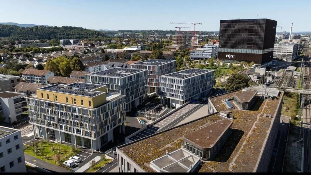 Parking spaces for rent near train station and FHNW