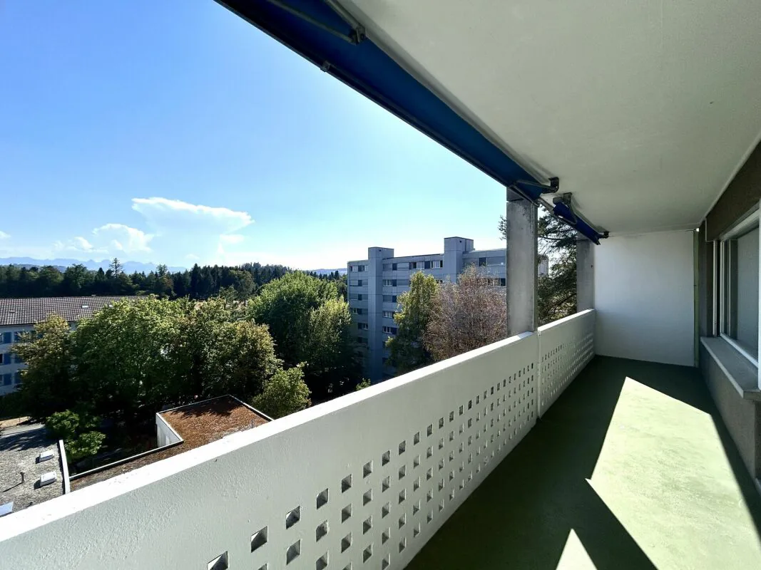 5.5-room apartment with potential for individual design!